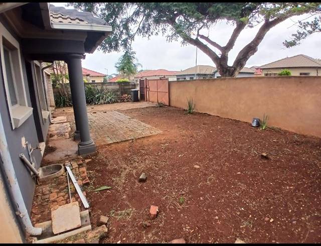 3 BEDROOM PROPERTY TO RENT IN THE ORCHARDS